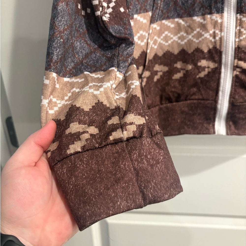 Brown Patterned Zip-up Jacket - Picture 2 of 7